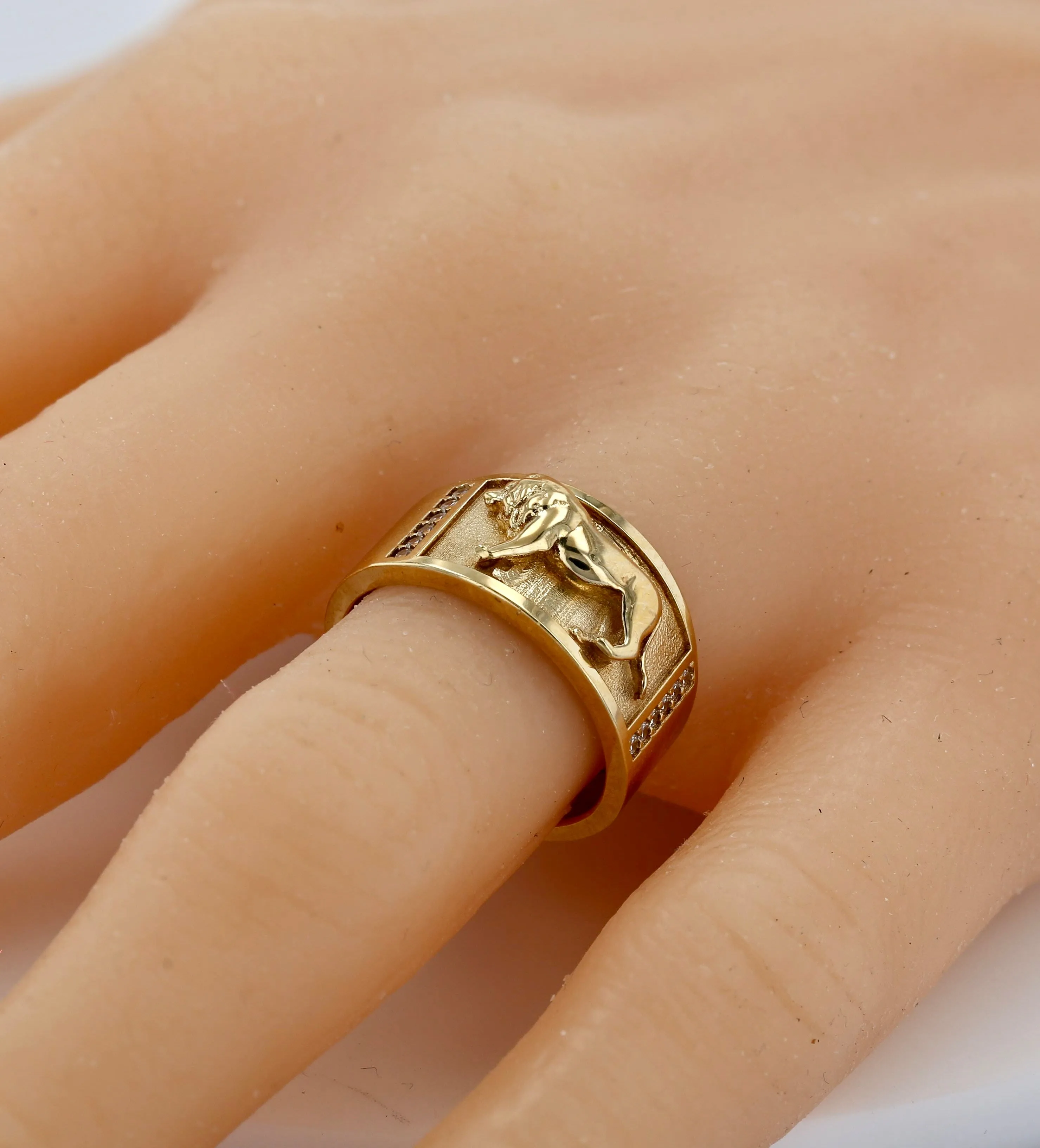 10K Yellow gold 3D Lion ring-221672