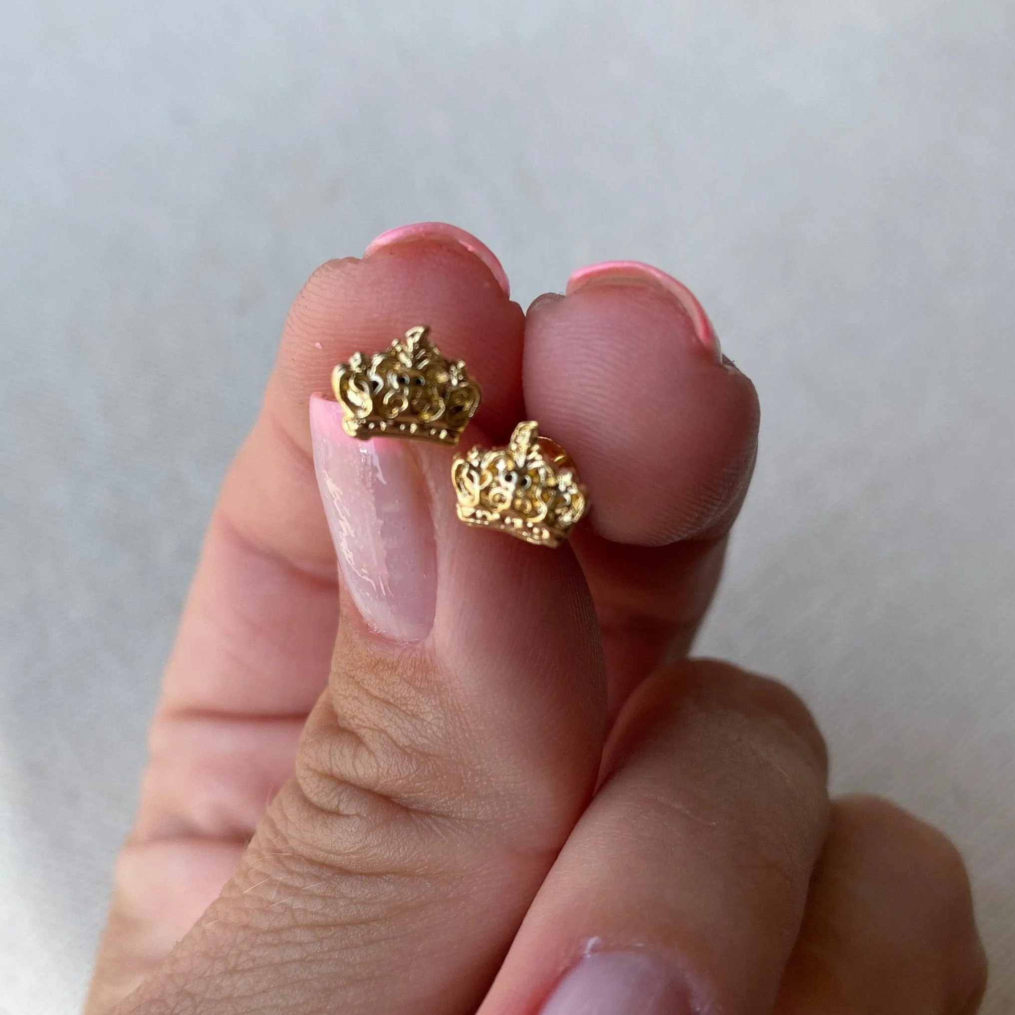 18k Gold Filled Crown Stud Earrings