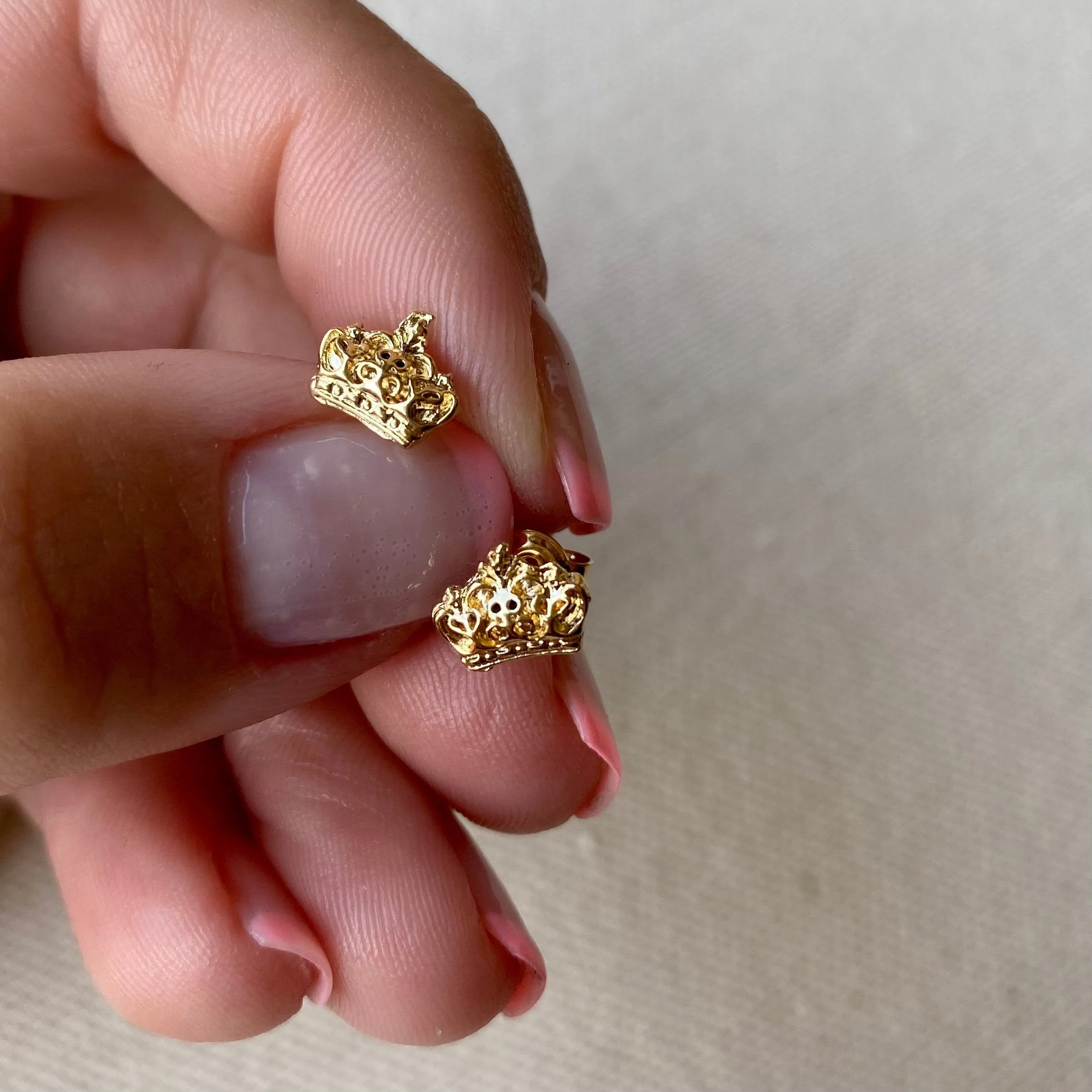 18k Gold Filled Crown Stud Earrings