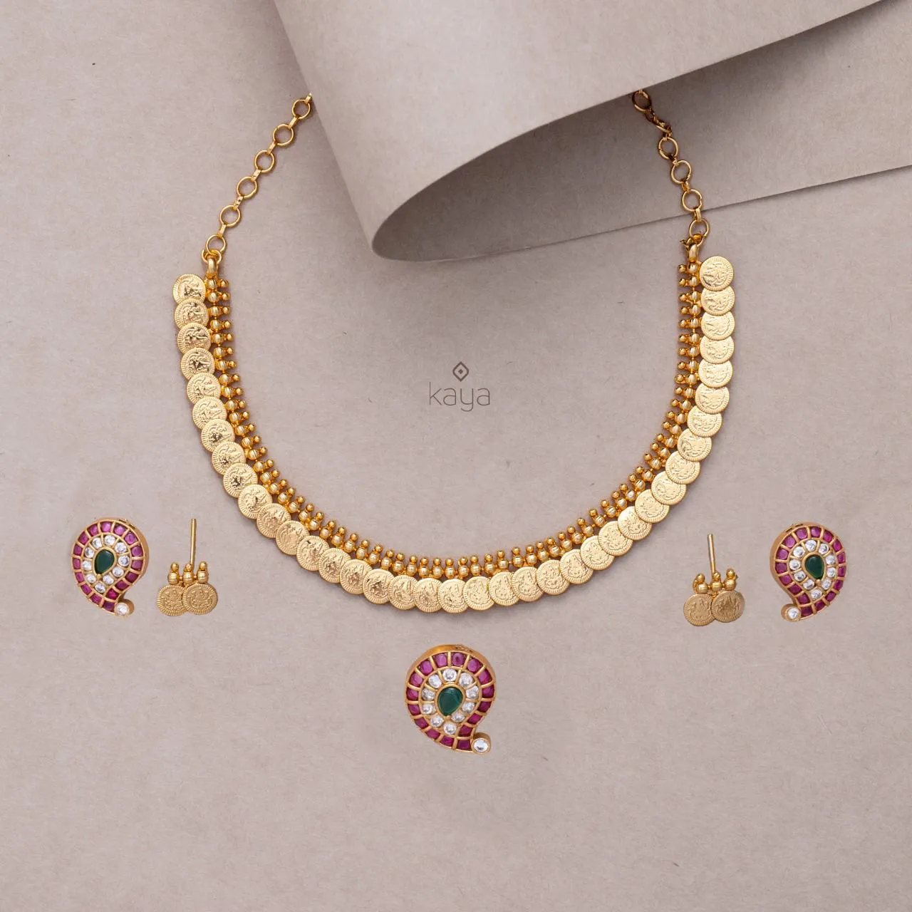 2 in 1 Kemp Mango Pendant Coin Choker with Matching Earrings - SN100129