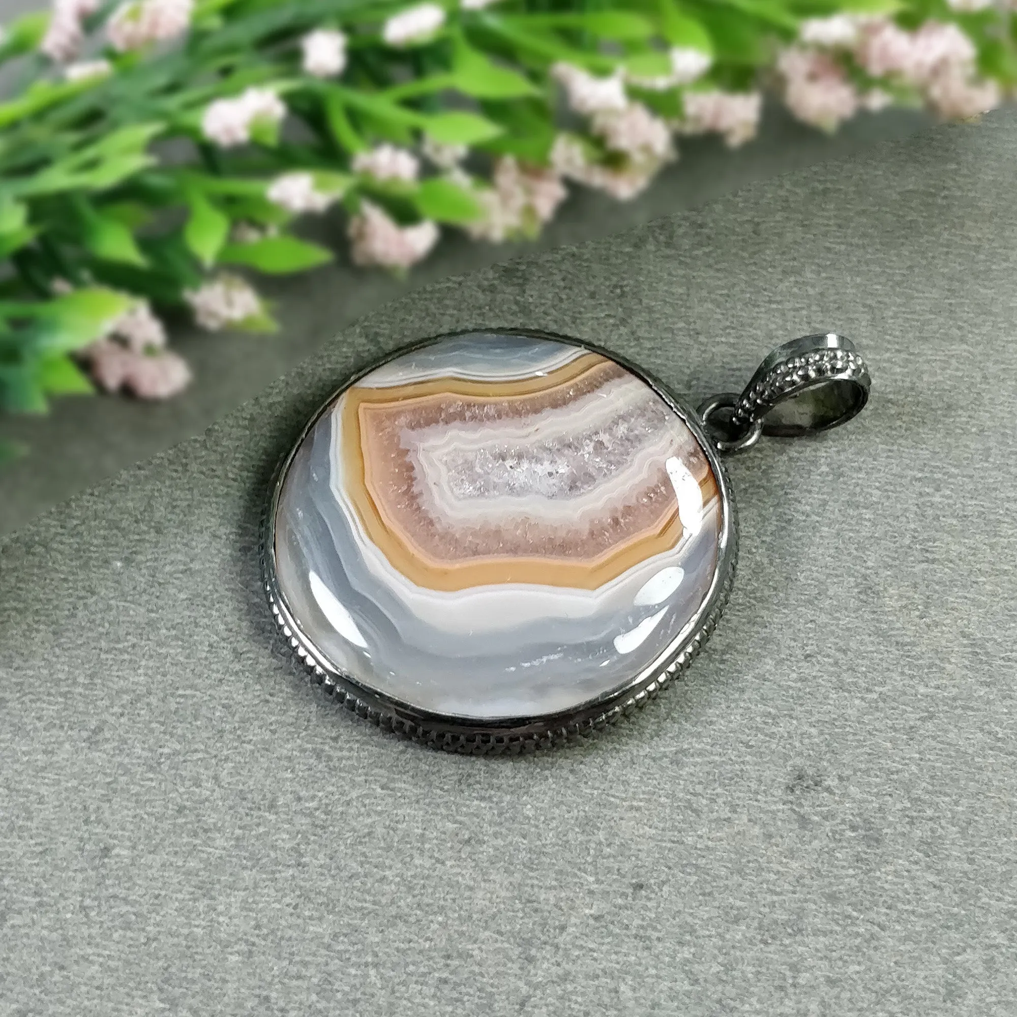 925 Sterling Silver PENDANT : 15.70gms Natural BOTSWANA AGATE Gemstone Round Victorian Silver Bezel Set Pendant 1.9"