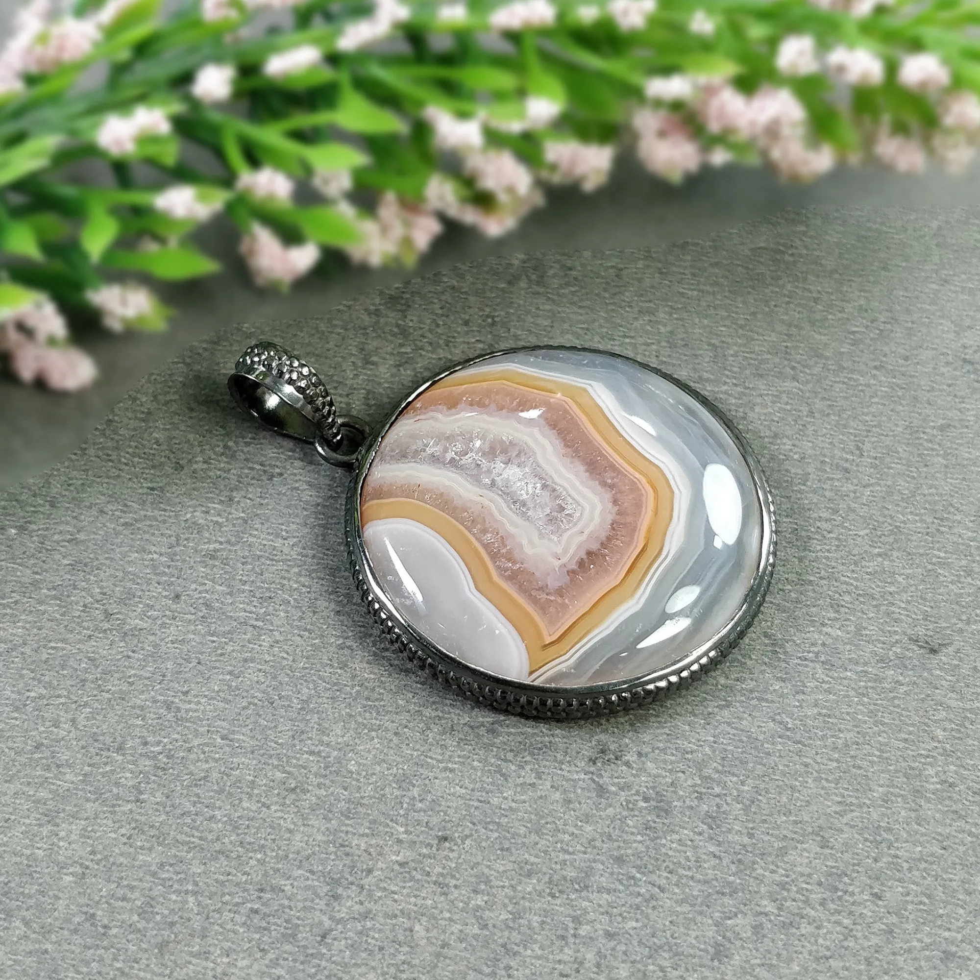 925 Sterling Silver PENDANT : 15.70gms Natural BOTSWANA AGATE Gemstone Round Victorian Silver Bezel Set Pendant 1.9"