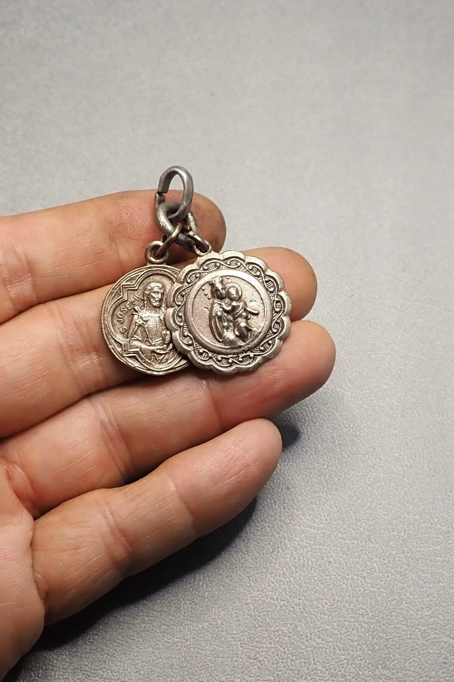 DOUBLE MEDALS PENDANT