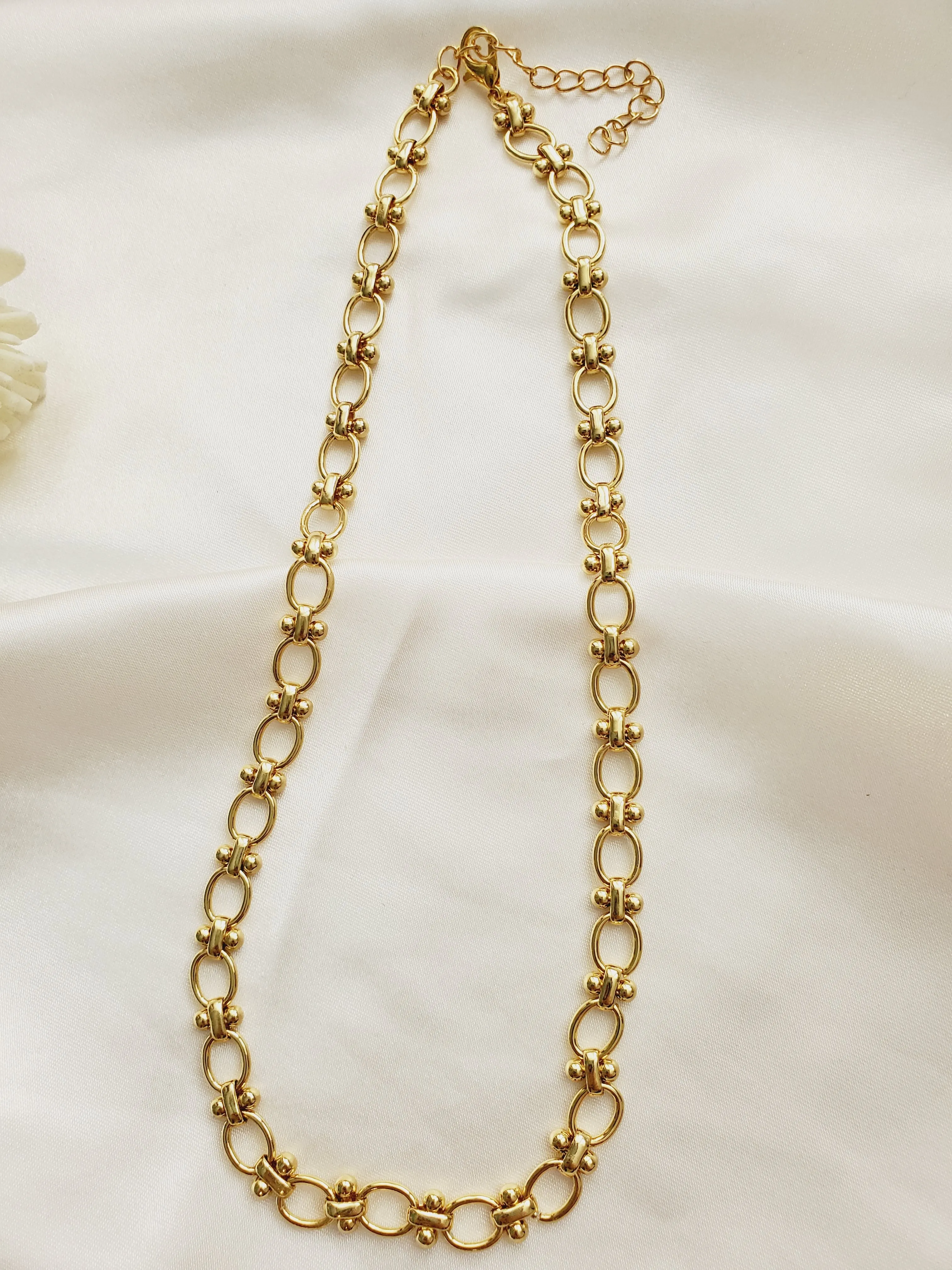 Farah Necklace