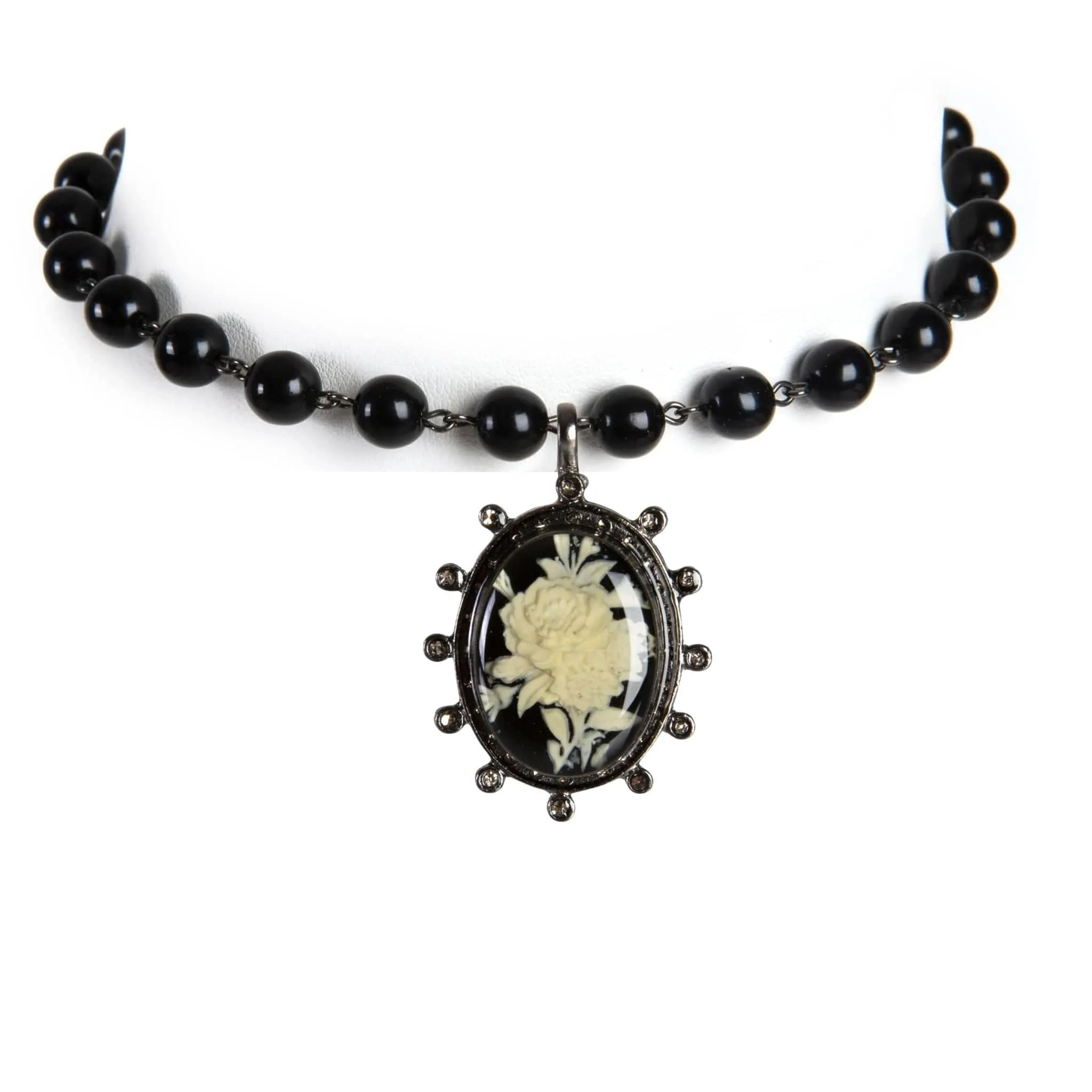 Iconic Pearl Choker Mystic Black Pearl with All Medallions