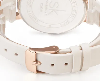 MINIMALIST CHIC WATCH