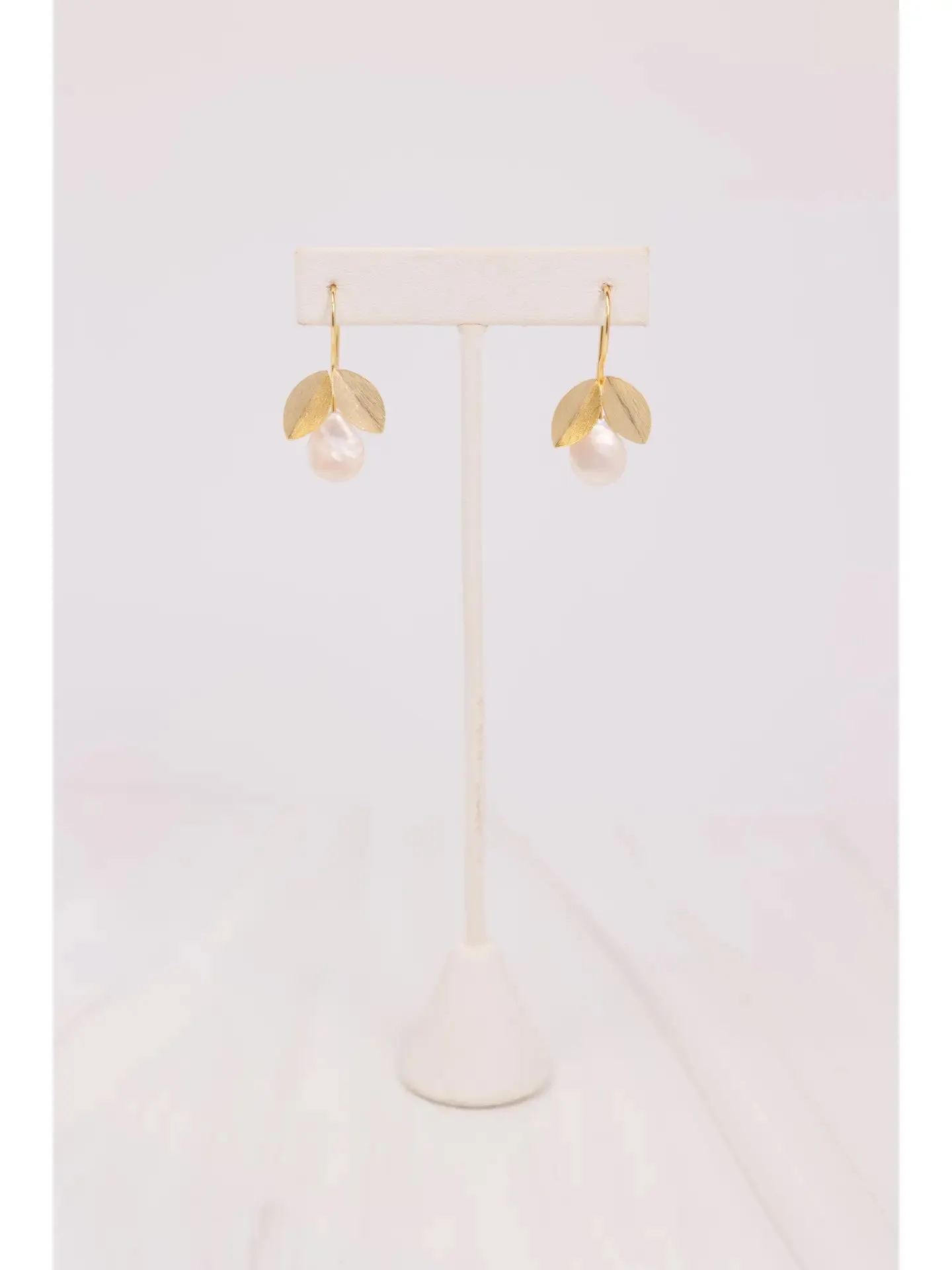 Rosalind Pearl Drop Earring - Gold